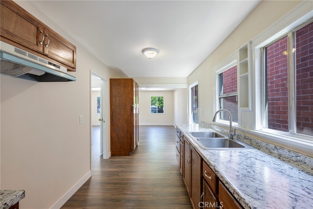 1127 S Mcdonnell Avenue