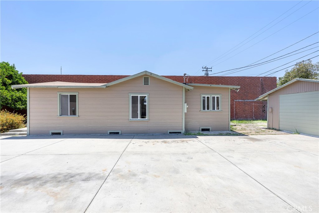 1127 S Mcdonnell Avenue