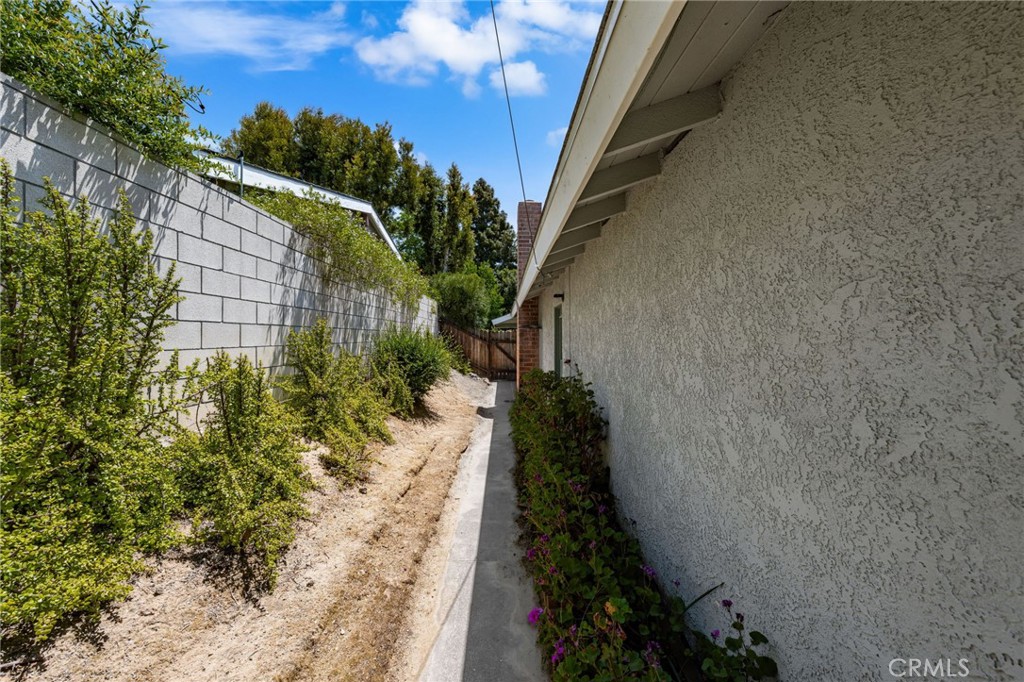 641 Casa Blanca Drive