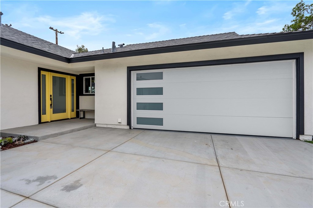 826 De Jur Street