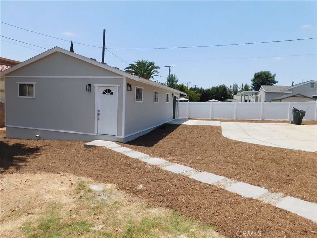 810 Linda Avenue