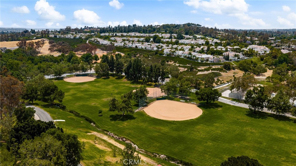 2733 Pine Creek Circle