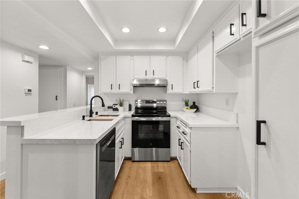 2733 Pine Creek Circle