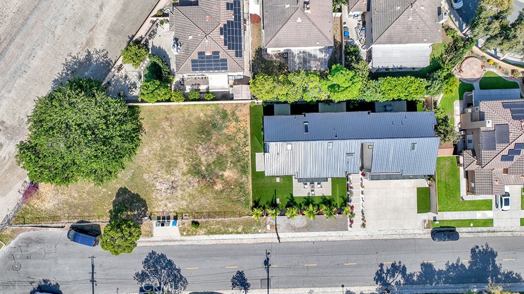 8162 Gay Street