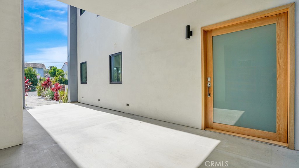 8162 Gay Street
