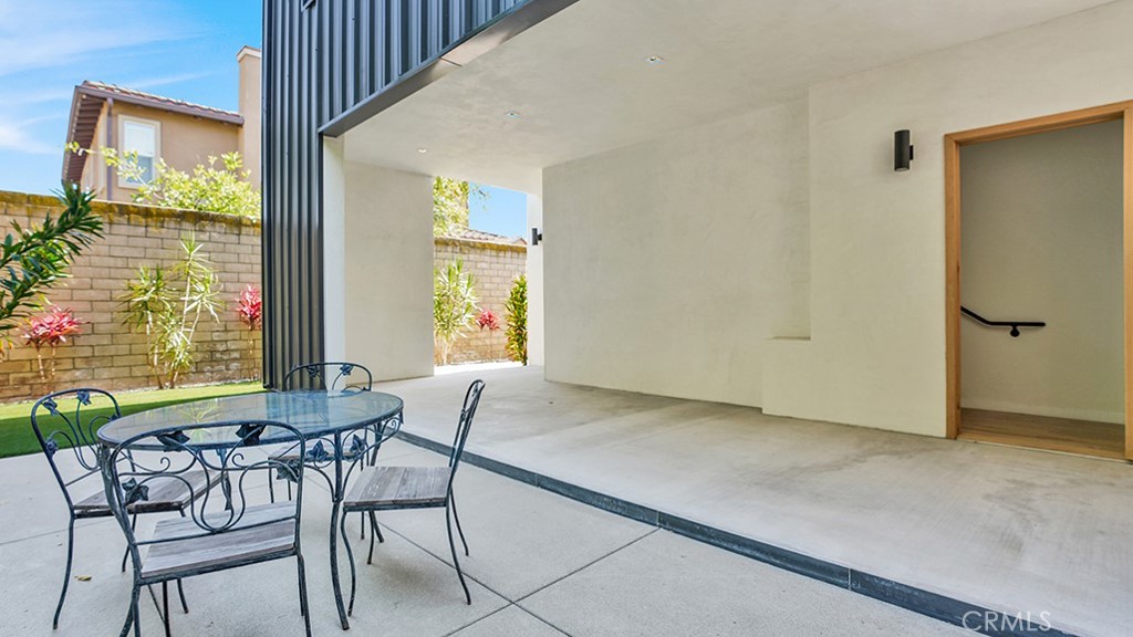 8162 Gay Street