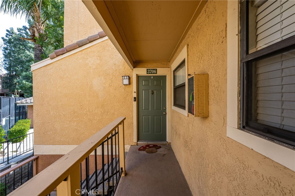 10655 Lemon Avenue 3706