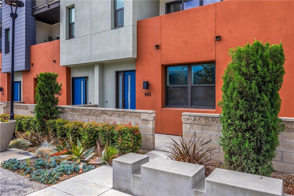 440 W Central Avenue