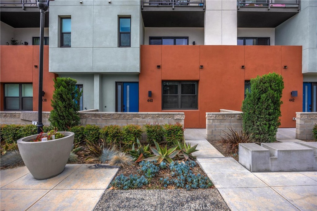 440 W Central Avenue