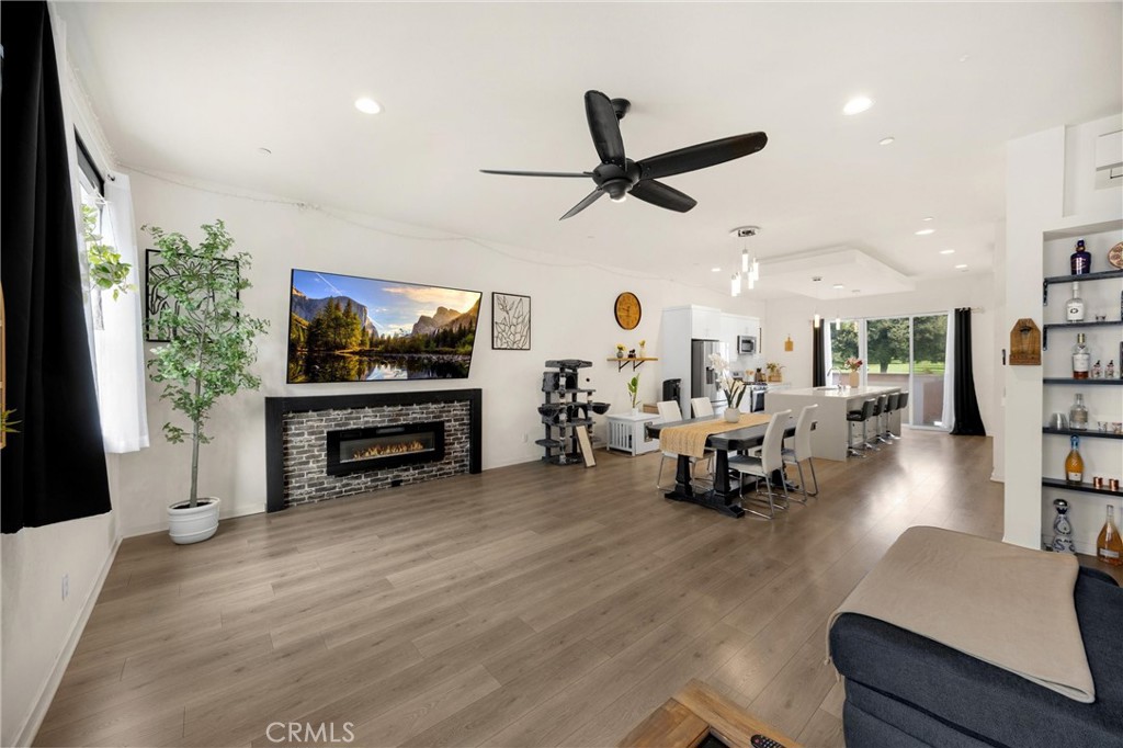 440 W Central Avenue