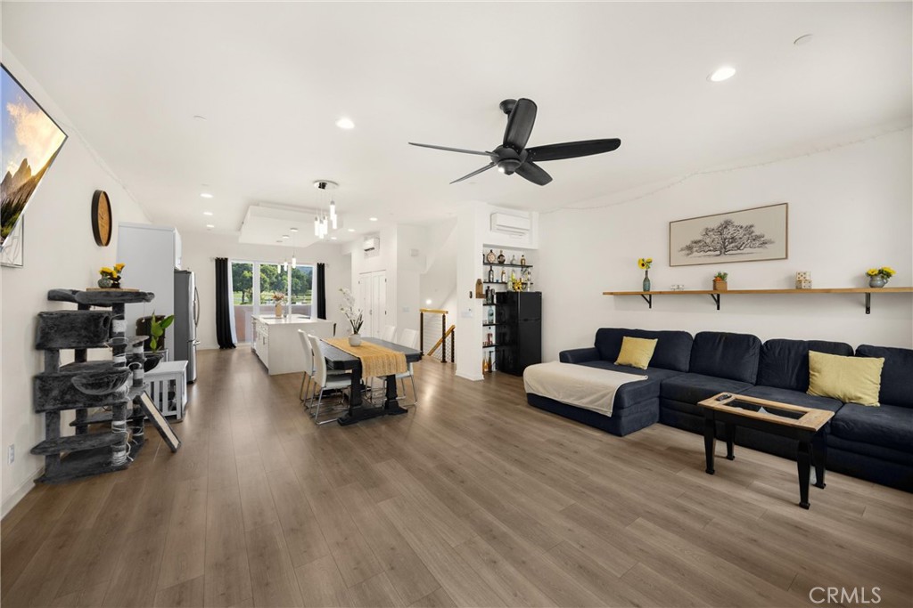 440 W Central Avenue