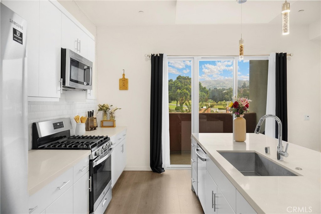 440 W Central Avenue