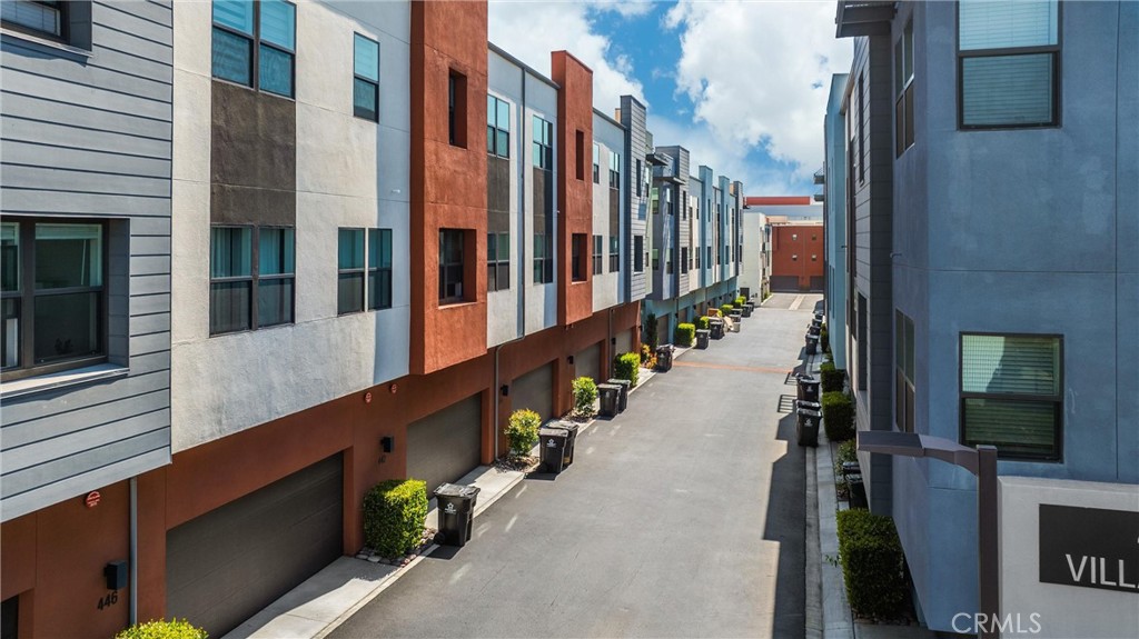 440 W Central Avenue