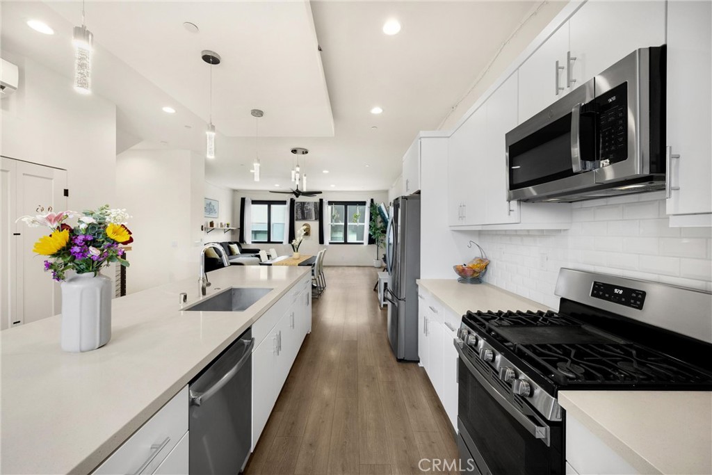 440 W Central Avenue