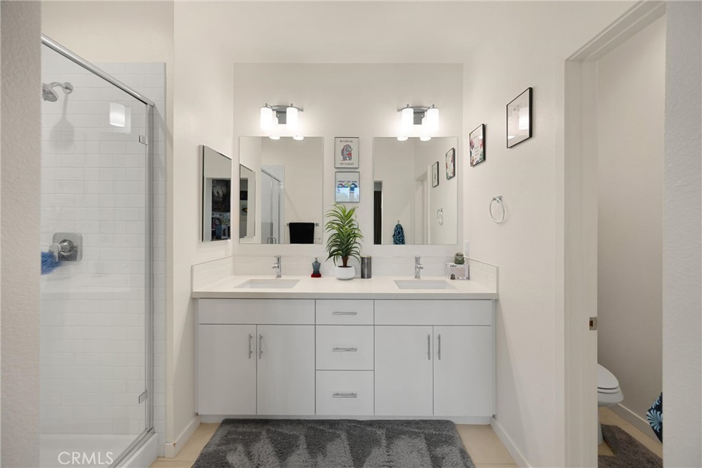 440 W Central Avenue