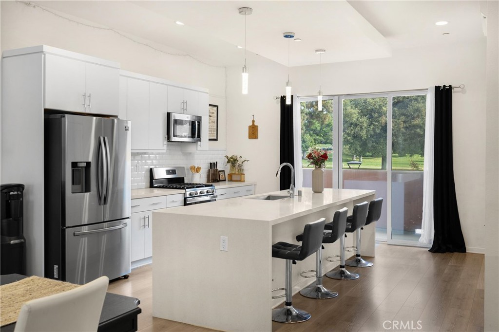 440 W Central Avenue