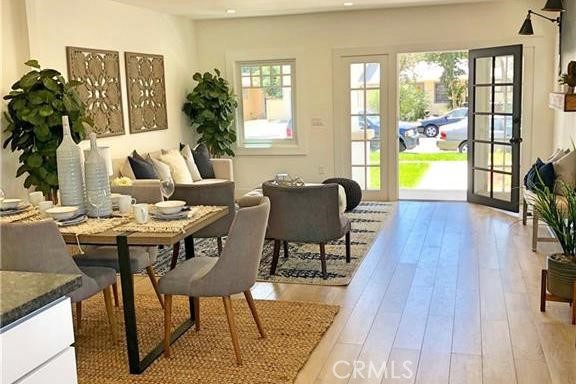 341 W Whiting Avenue W