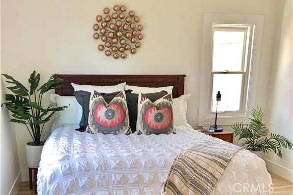 341 W Whiting Avenue W