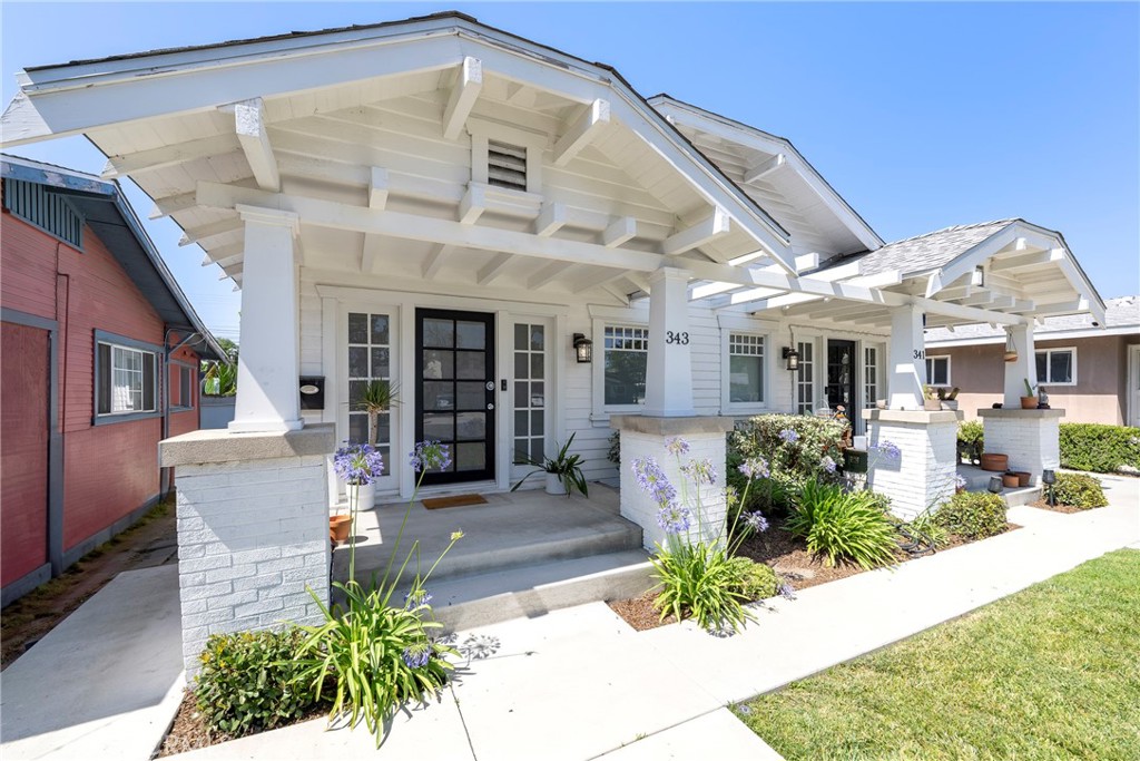 341 W Whiting Avenue W