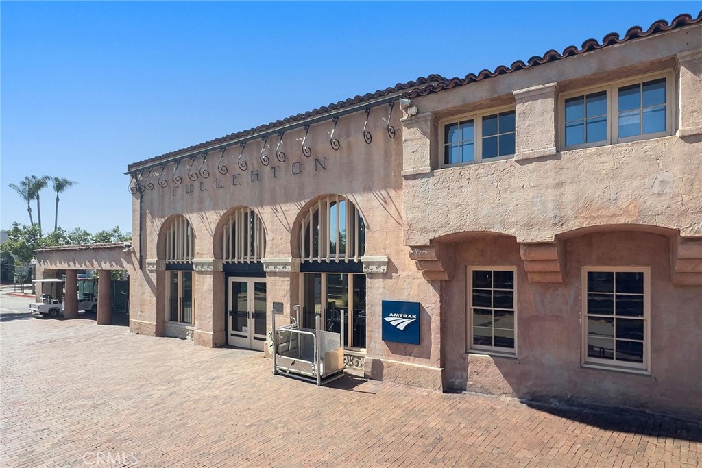 1016 N Highland Avenue