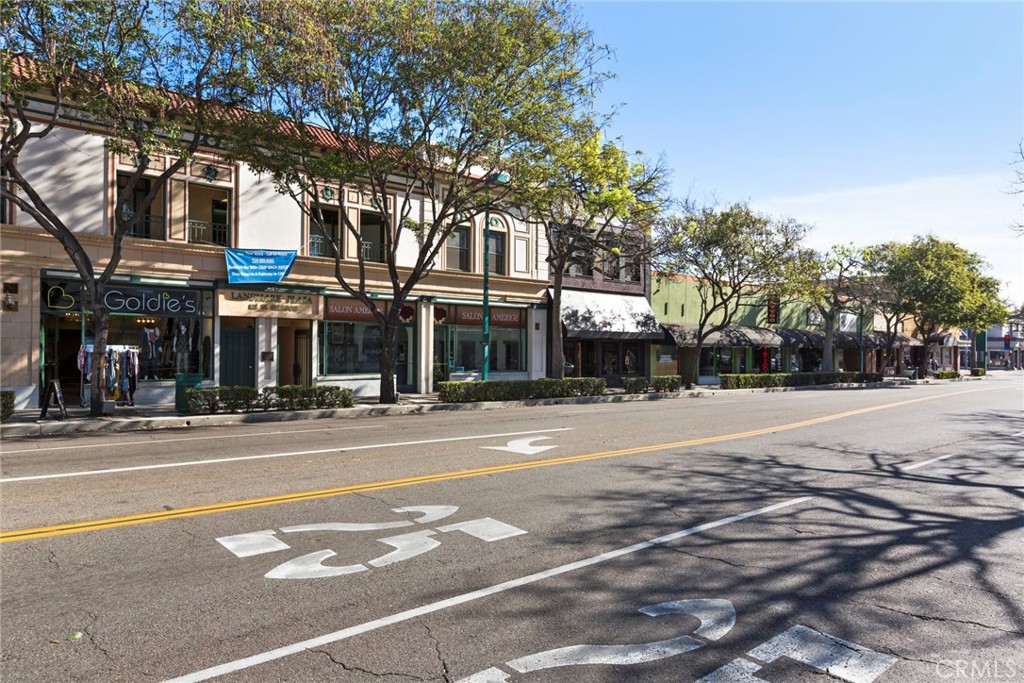 1016 N Highland Avenue