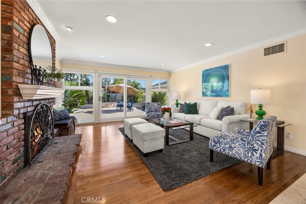 1016 N Highland Avenue