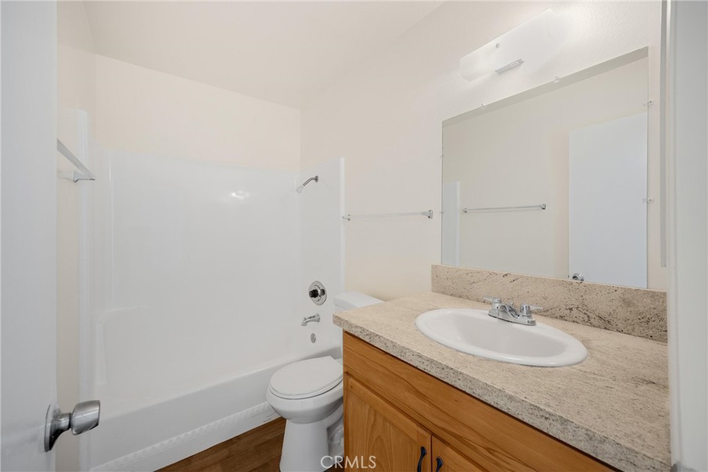 2521 W Sunflower Avenue R8