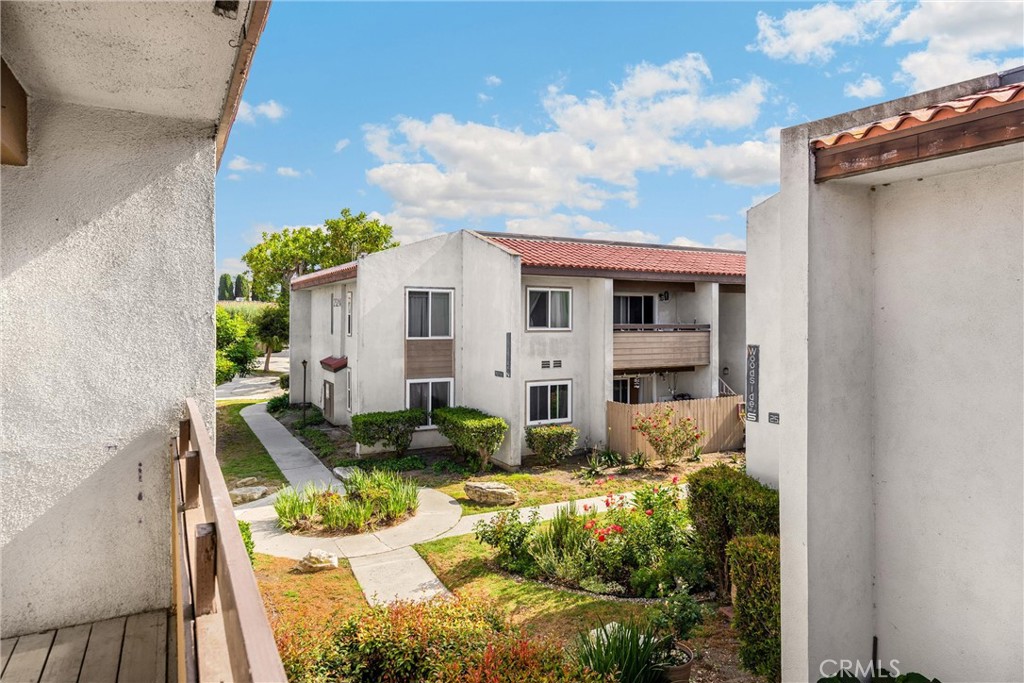 2521 W Sunflower Avenue R8