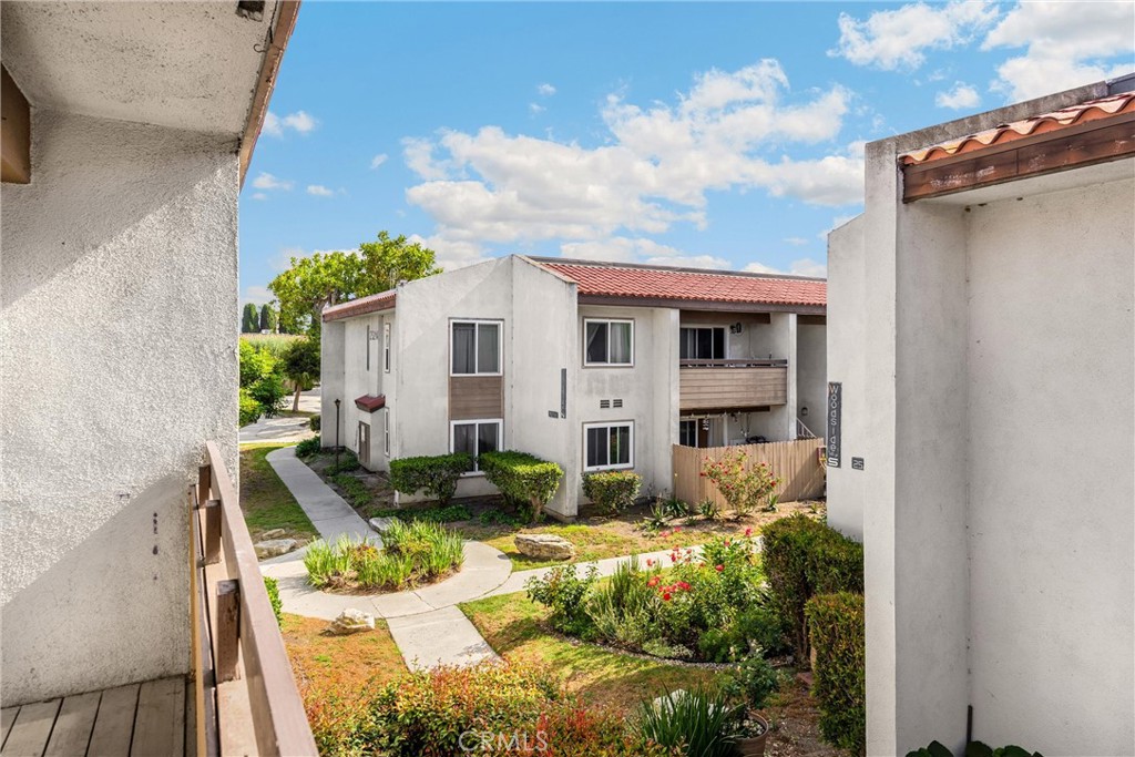 2521 W Sunflower Avenue R8