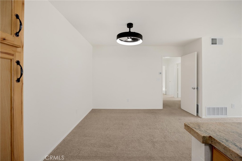 2521 W Sunflower Avenue R8