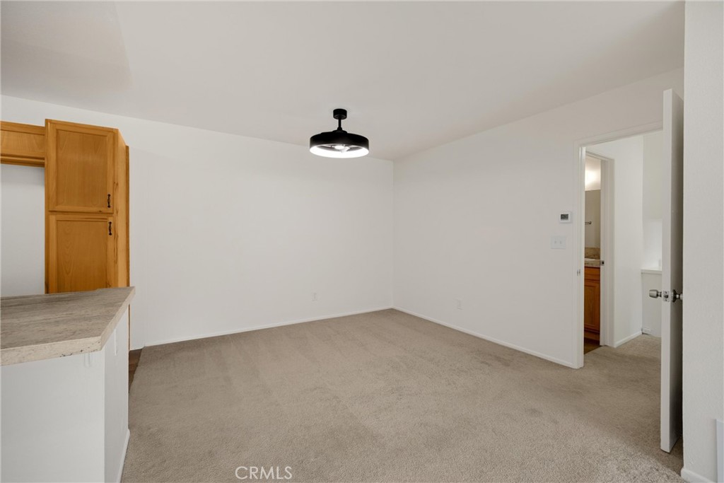 2521 W Sunflower Avenue R8