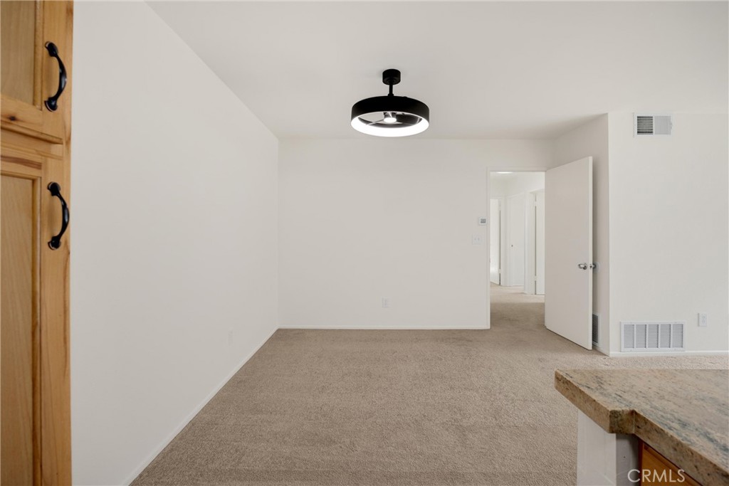 2521 W Sunflower Avenue R8