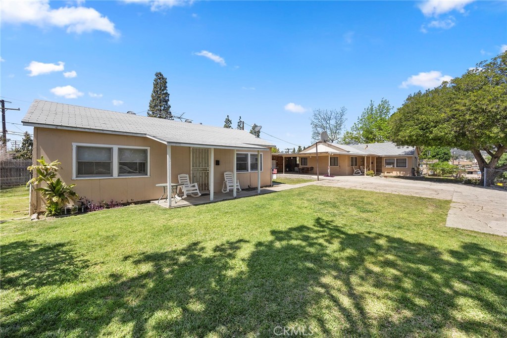 418 W Olive Avenue