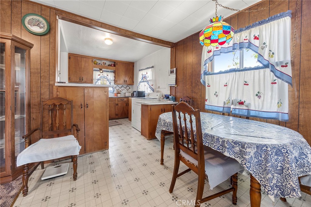 414 W Olive Avenue