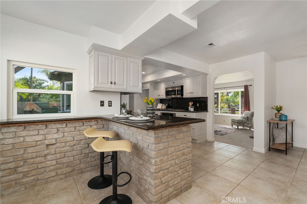 2041 Caballeros Road