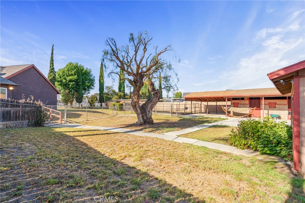 2041 Caballeros Road