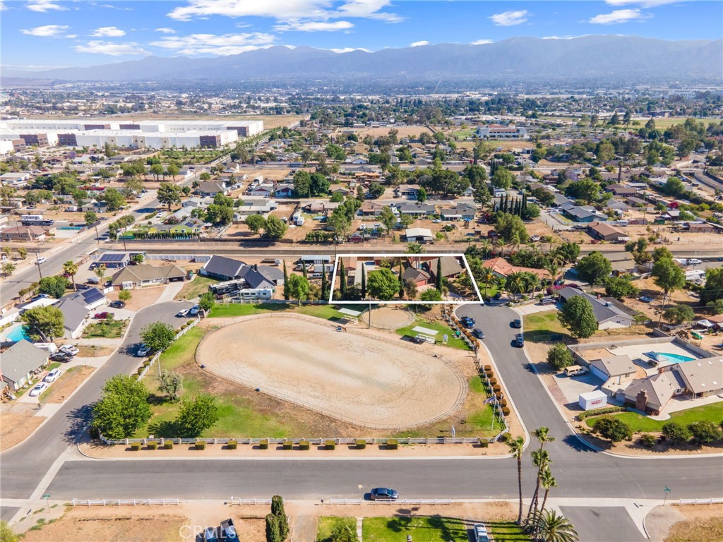 2041 Caballeros Road