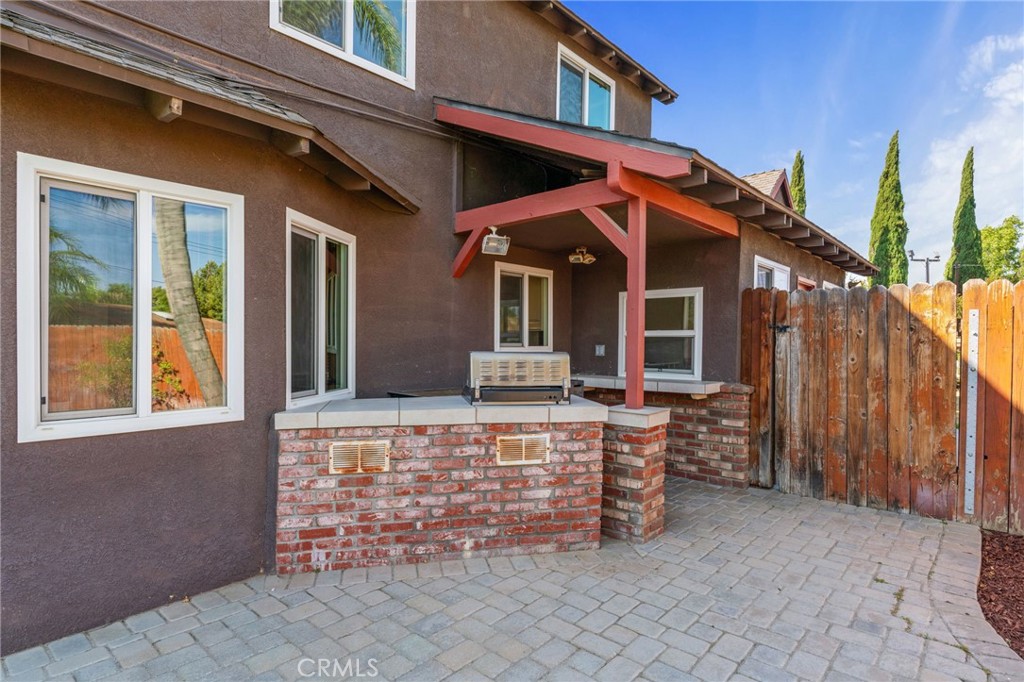 2041 Caballeros Road