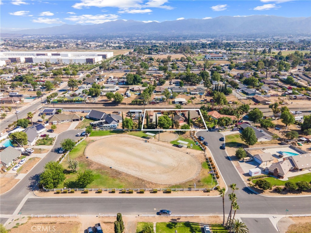2041 Caballeros Road