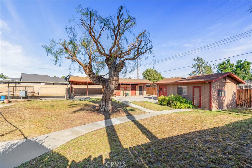 2041 Caballeros Road