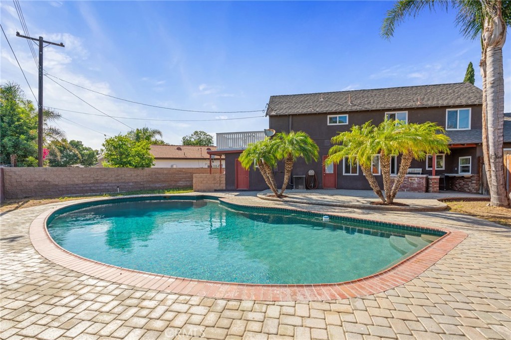 2041 Caballeros Road