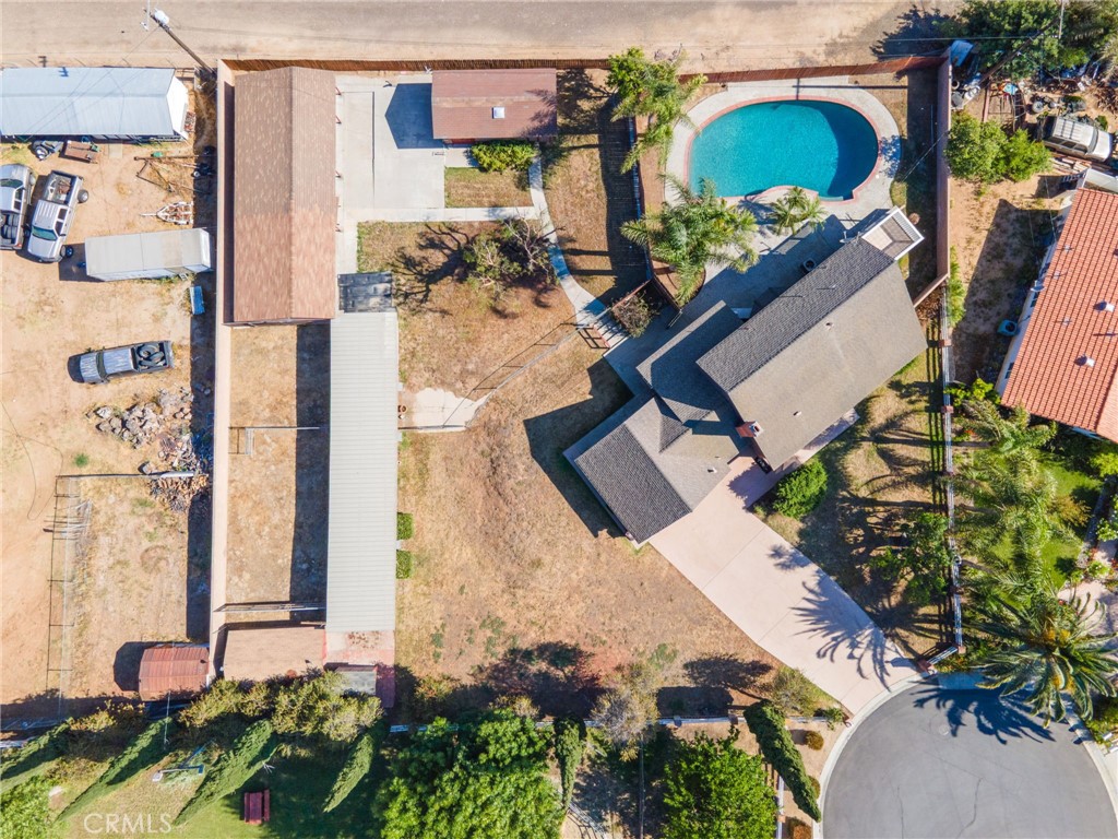 2041 Caballeros Road