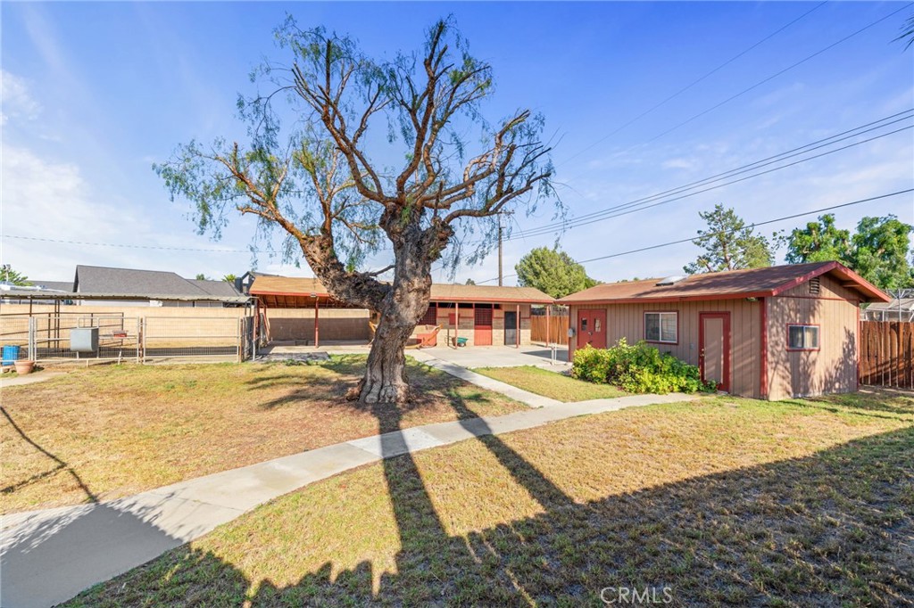 2041 Caballeros Road