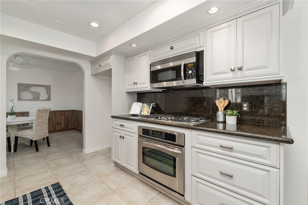 2041 Caballeros Road