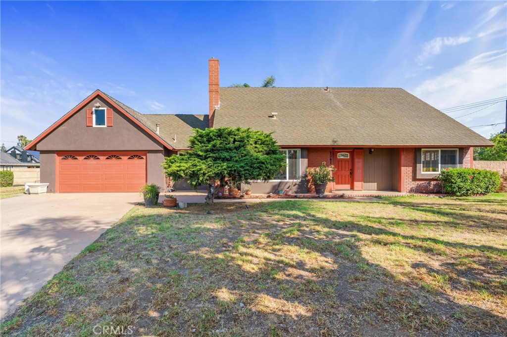 2041 Caballeros Road