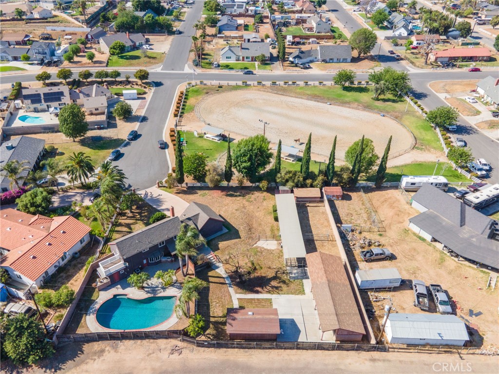 2041 Caballeros Road