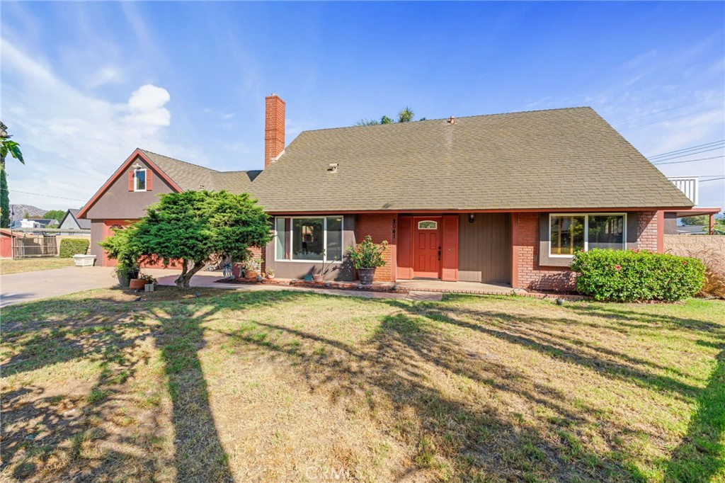 2041 Caballeros Road