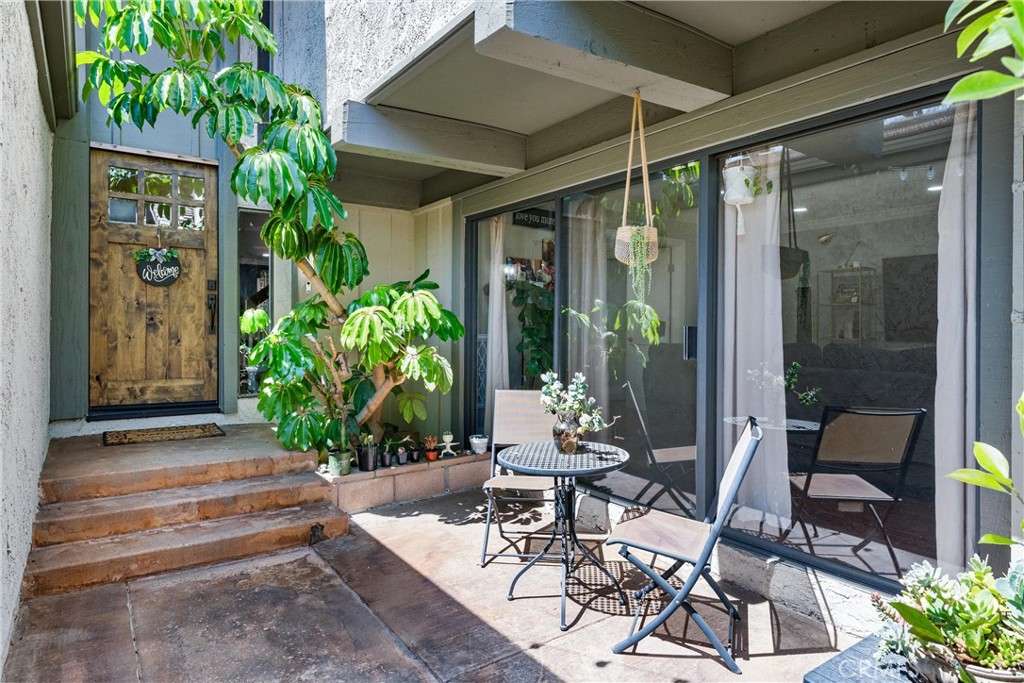 6511 E Paseo Alcazaa