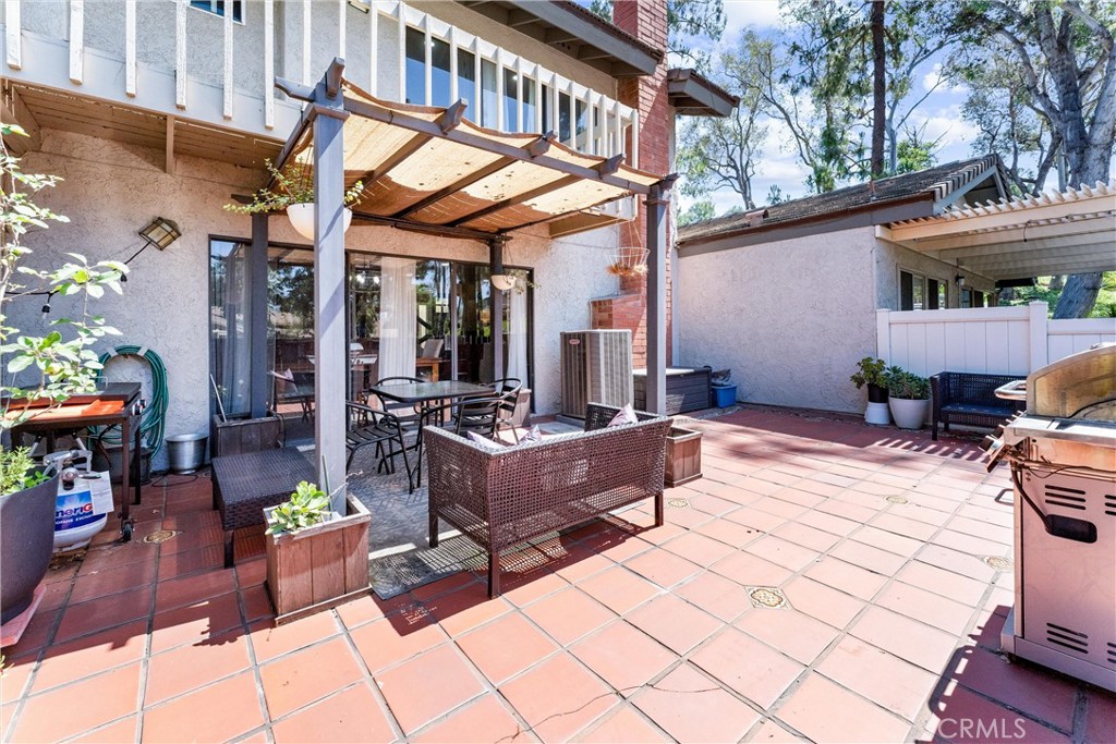 6511 E Paseo Alcazaa