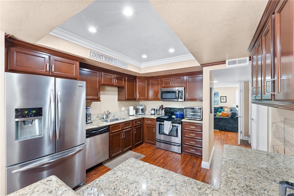 6511 E Paseo Alcazaa